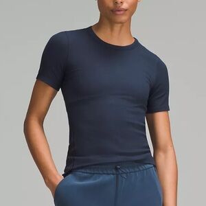 Lululemon Hold Tight Short-Sleeve Shirt EUC Size 18